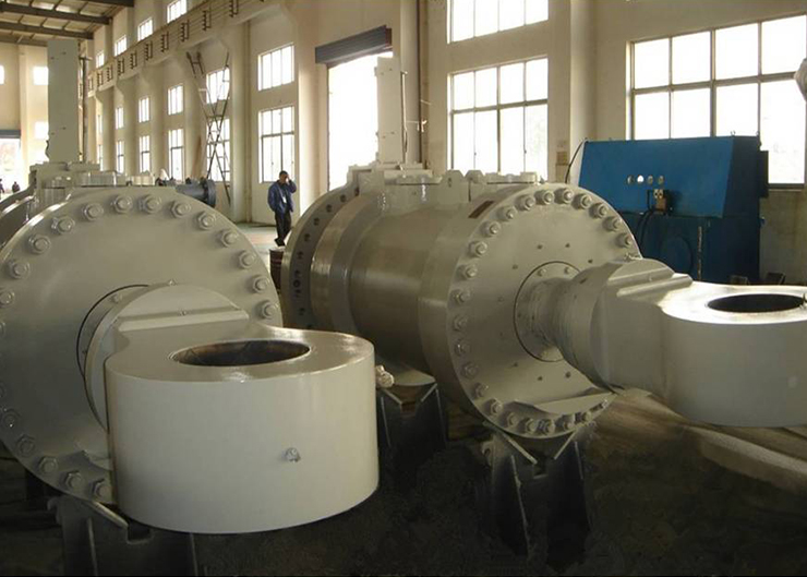 溪洛渡電站水輪機接力器，單機容量70萬千瓦